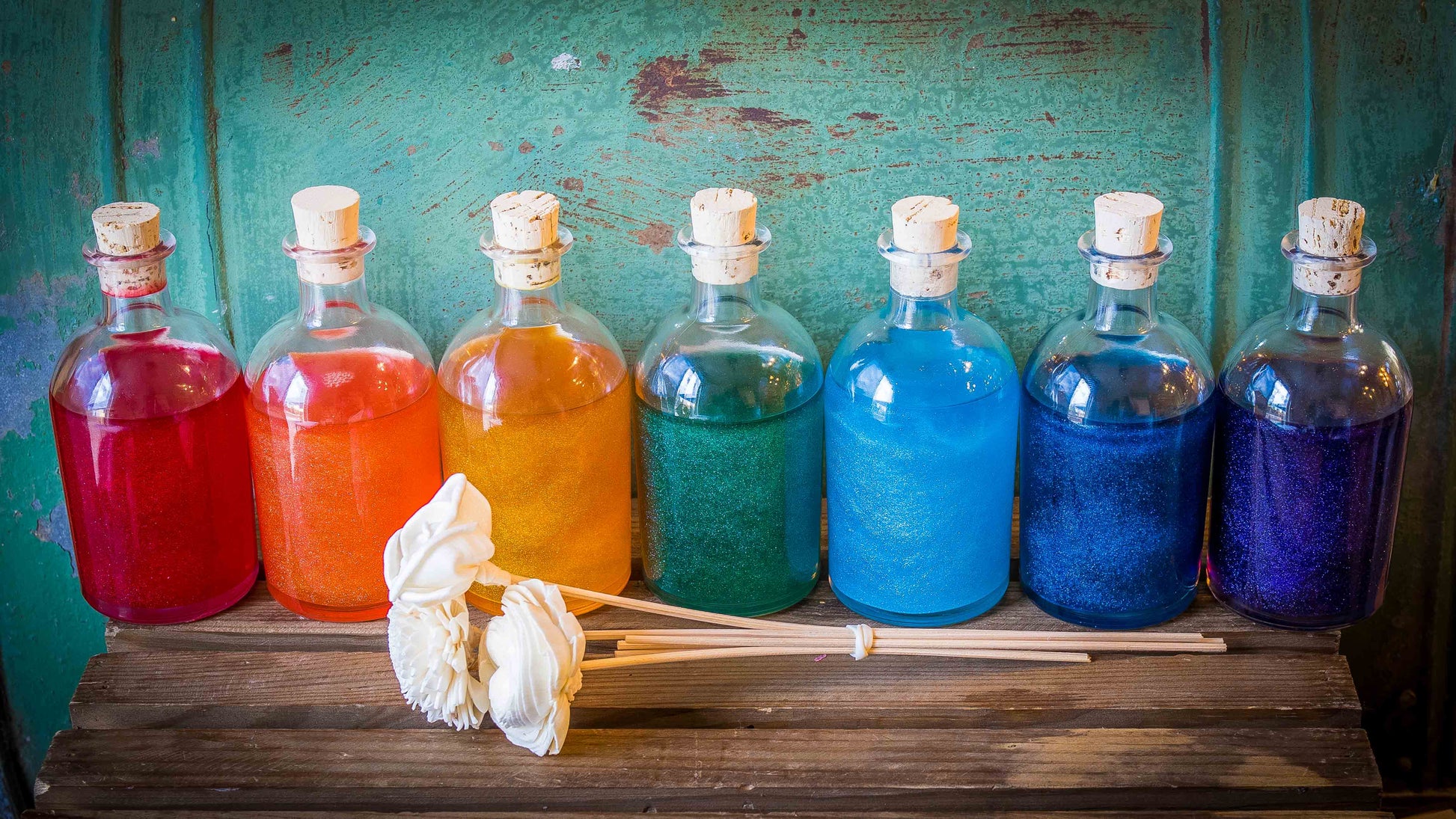 Presents Candle - Evoking the heartfelt essence of Christmas in every whiff.