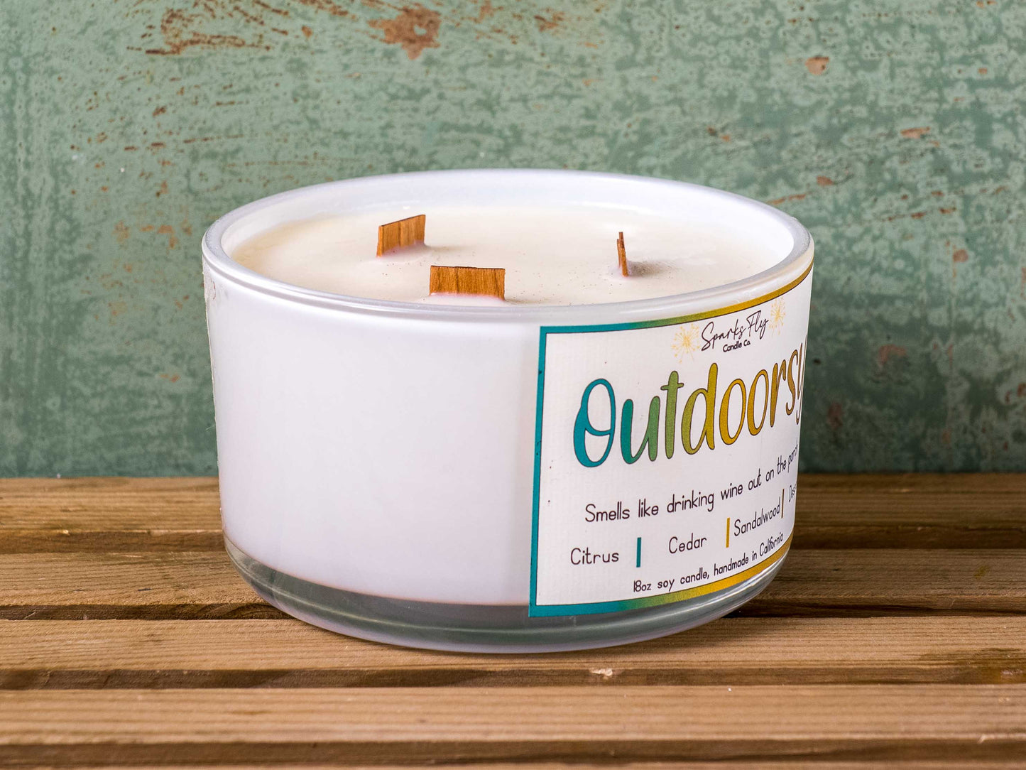 Outdoorsy Candle - The aroma of sipping fine wine in the embrace of fresh porch air.