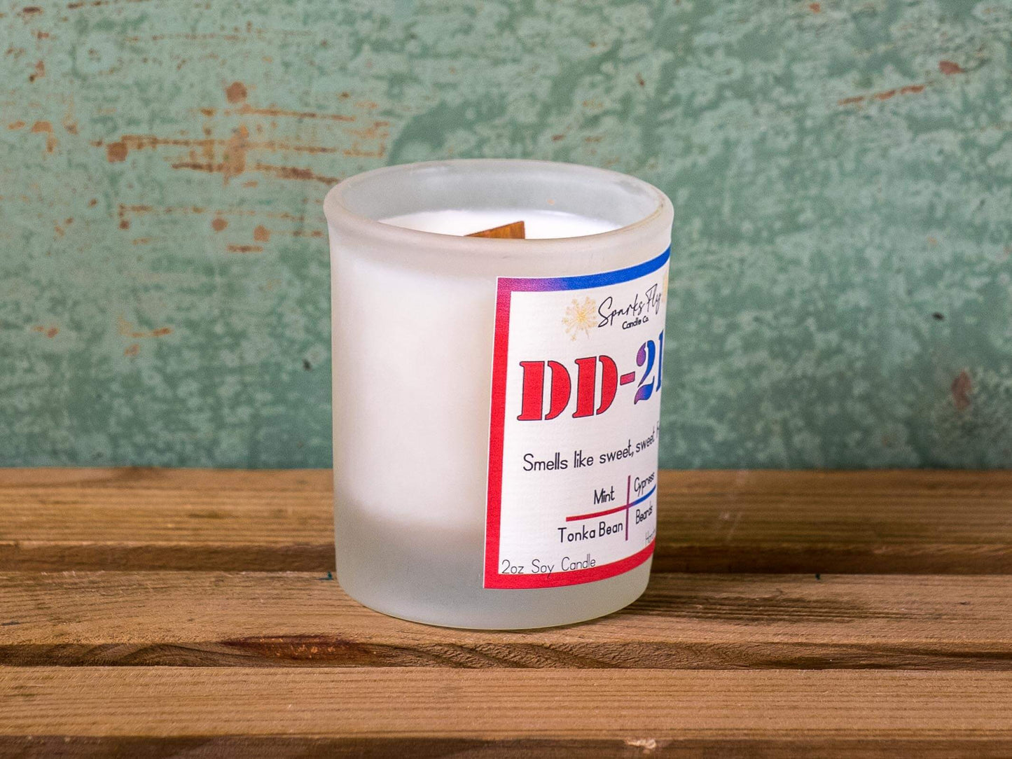 DD214 Candle; Celebrating the essence of a veteran's cherished freedom